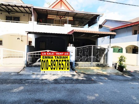 Townhouse For Sale at Pangsapuri Taman Bukit Rawang Putra