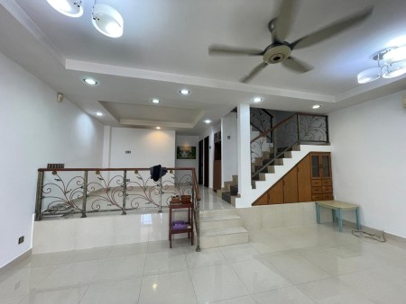 Terrace House For Rent at Taman Sri Bintang