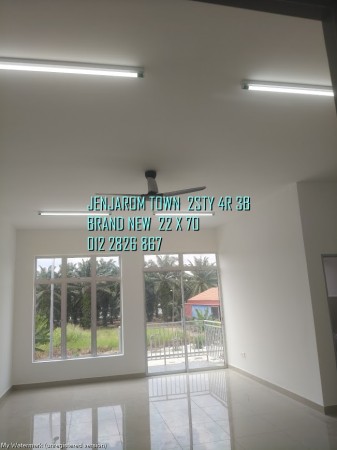 Terrace House For Rent at Taman Melati
