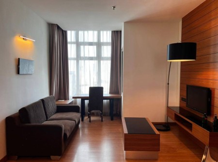 Condo For Rent at Hampshire Place