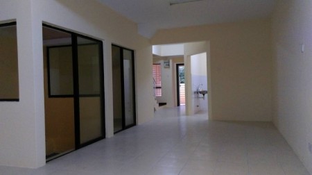Terrace House For Rent at Greenwood Park