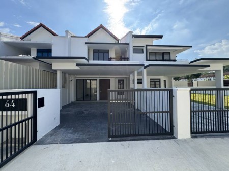 Terrace House For Sale at Section 7