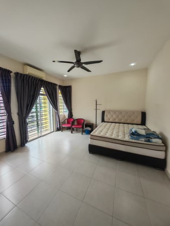 Cluster For Rent at Taman Nusa Duta