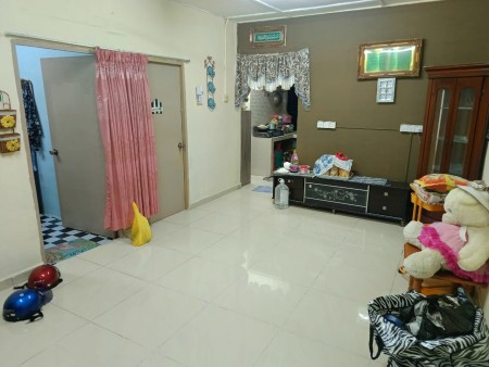 Apartment For Rent at Petaling Utama Flat