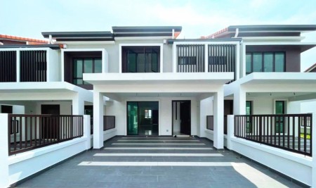 Terrace House For Rent at Alam Impian