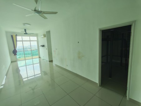 Condo For Rent at Saville D'lake