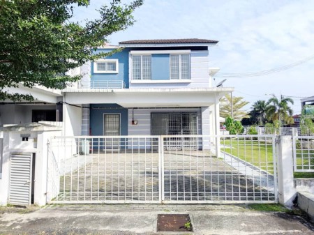Terrace House For Sale at Section 8