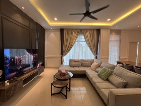 Semi D For Sale at Avenham Garden