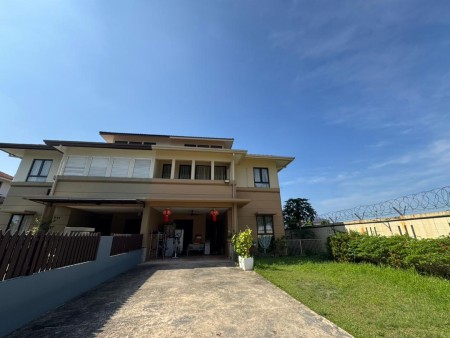 Semi D For Sale at Aman Sari