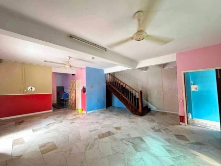 Terrace House For Sale at Suadamai