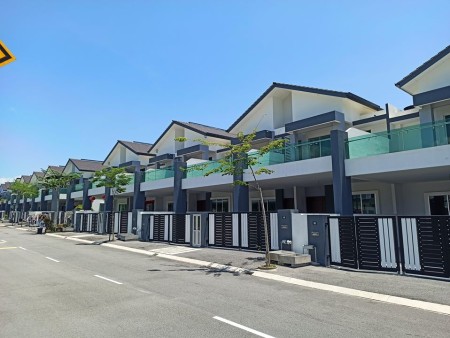 Superlink For Sale at Taman Sentosa Perdana