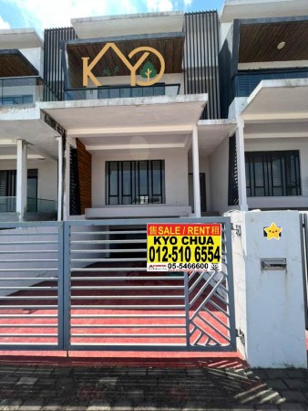 Terrace House For Sale at Bandar Seri Botani