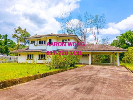 Bungalow House For Rent at Serendah Golf Resort