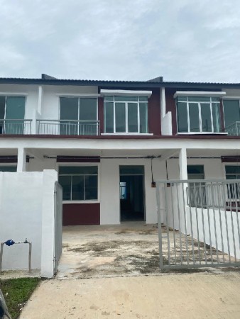 Terrace House For Sale at Bandar Baru Kundang