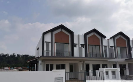 Terrace House For Sale at Bandar Utama Batang Kali