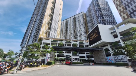 Condo For Rent at Platinum Splendor