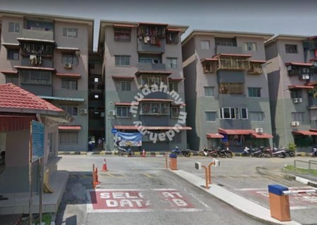 Apartment For Sale at Putra Indah Apartment