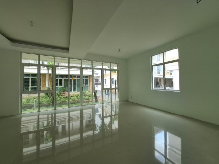 Townhouse For Sale at Richmont Residences
