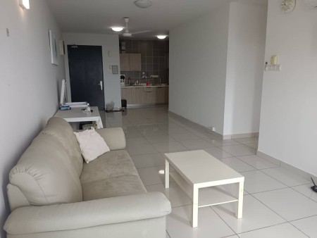 Condo For Rent at Aurora Residence