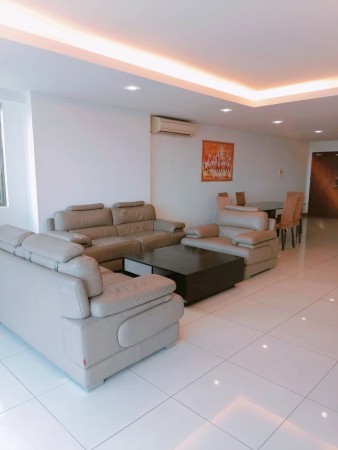 Condo For Rent at Molek Pine 2