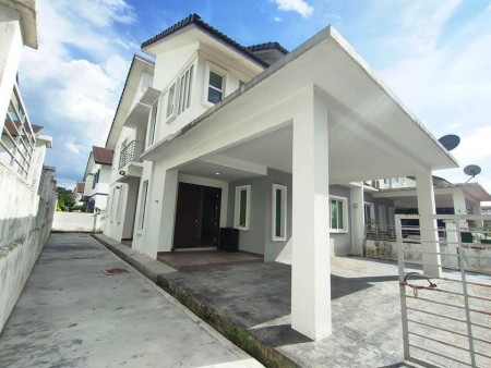 Semi D For Sale at Taman Hill View