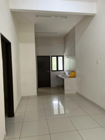 Townhouse For Sale at D'Infiniti