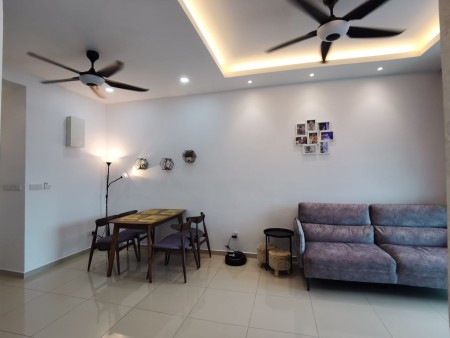 Condo For Rent at Solaria Residences