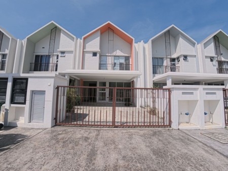 Terrace House For Sale at Serene Heights