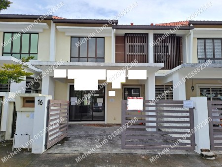 Terrace House For Auction at Puisi 3