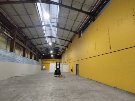 Detached Factory For Rent at Ampangan