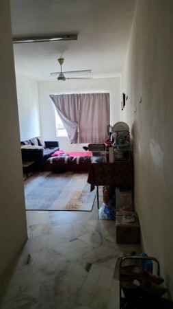 Apartment For Sale at Residensi Warnasari 3