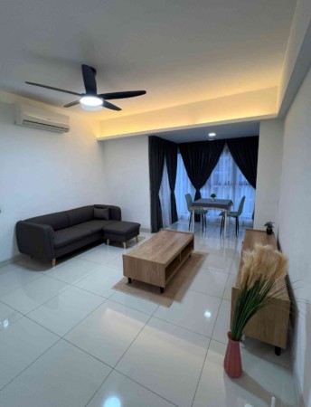 Condo Room for Rent at De Summit Condominium