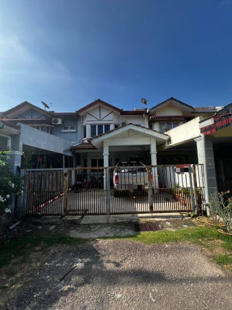 Terrace House For Sale at Taman Cheng Perdana