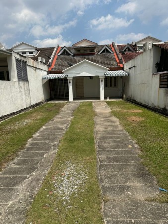 Terrace House For Rent at USJ 2