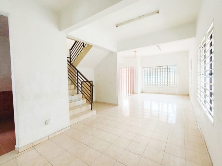 Terrace House For Rent at Paragon Utama