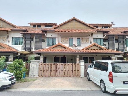Terrace House For Rent at Ukiran