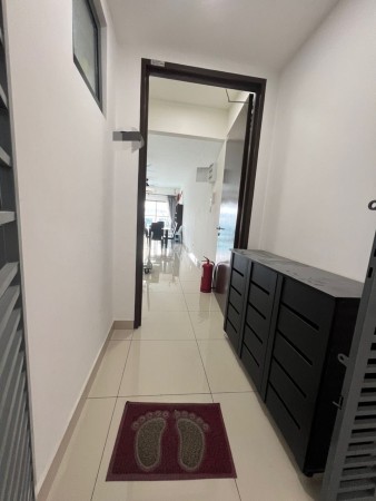 Condo For Sale at Landmark Residence 1