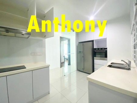 Condo For Sale at Gurney Paragon