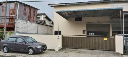 Semi-D Factory For Rent at Kawasan Perindustrian Pengkalan