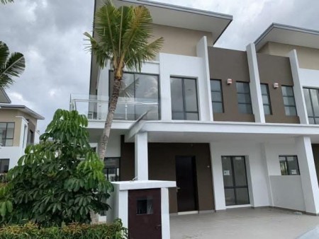 Bungalow House For Sale at Diamond Residence