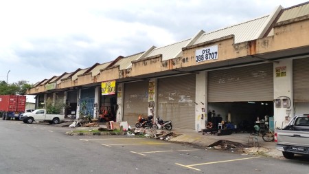 Detached Warehouse For Rent at Subang Bestari