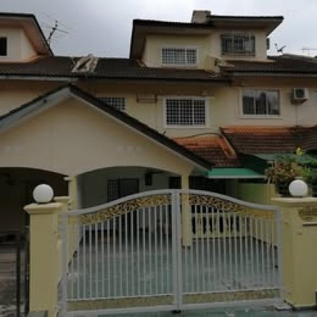 Terrace House For Rent at Taman Desa Karunmas