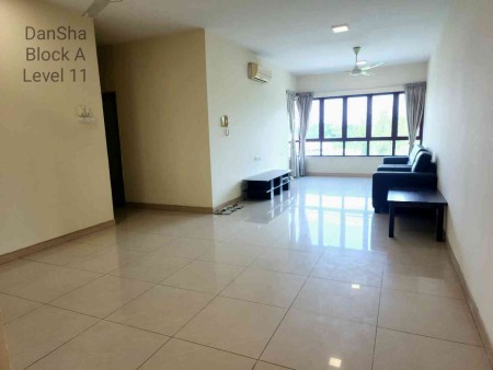 Condo For Rent at Savanna Condominium