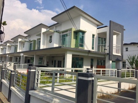 Terrace House For Sale at Hill park @ Shah Alam North