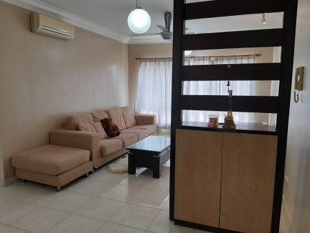 Condo For Rent at Green Avenue