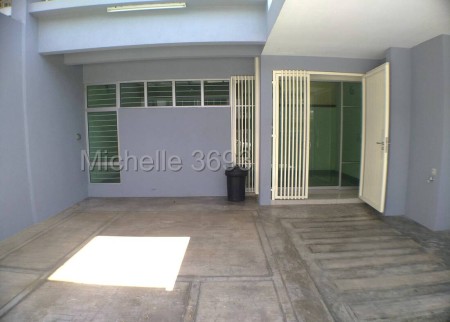 Terrace House For Sale at Chimes