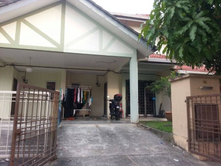 Terrace House For Rent at Subang Impian