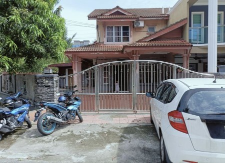 Terrace House For Sale at Taman Gombak Permai