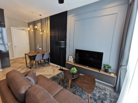 Condo For Rent at Molek Pine 4