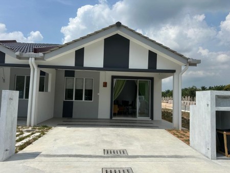 Terrace House For Sale at Kampung Labu Lanjut